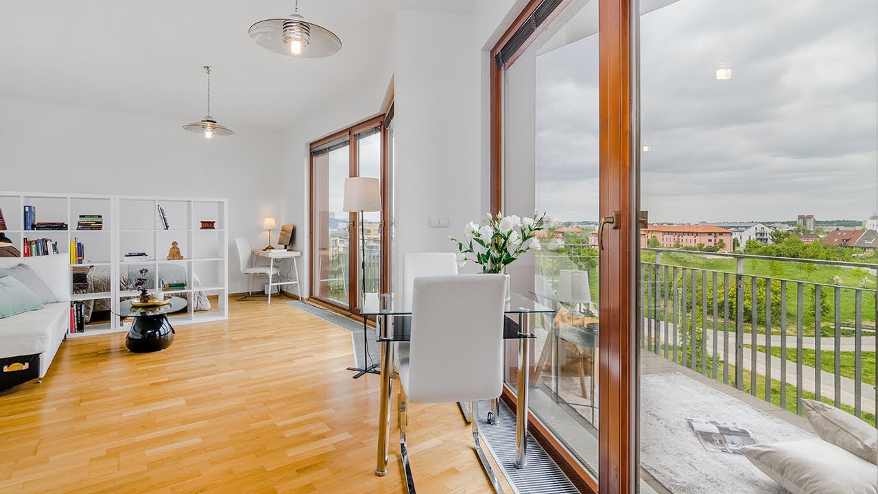 PRODÁNO byt 1+KK s balkónem a garážovým stáním, Praha - Stodůlky